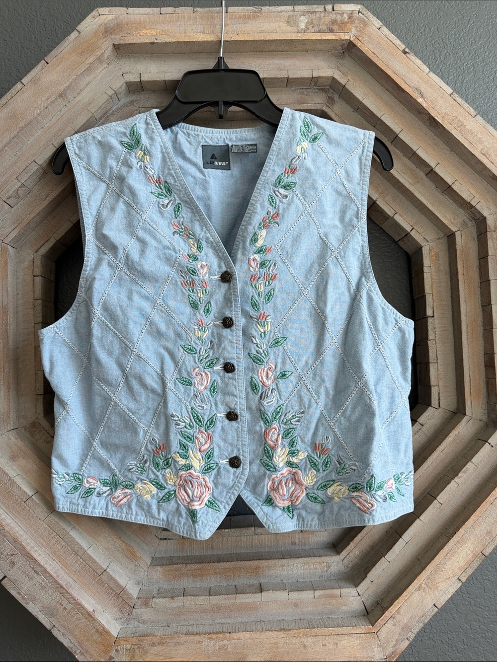 Vintage vest with embroidery
